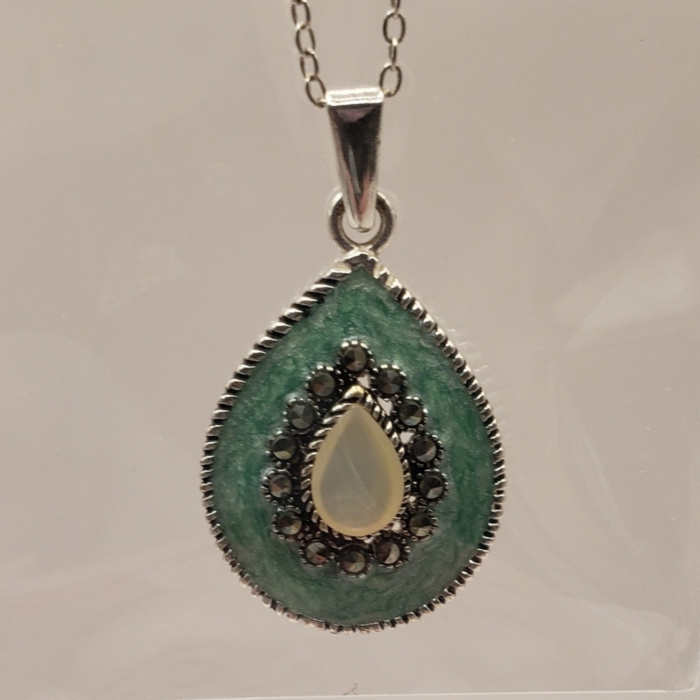Sterling Silver necklace with teardrop silver studded Black gem stones necklace